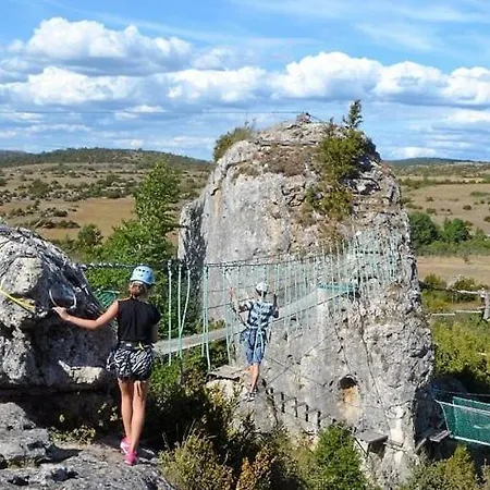 Le Blanc Hébergement de vacances Versols-et-Lapeyre