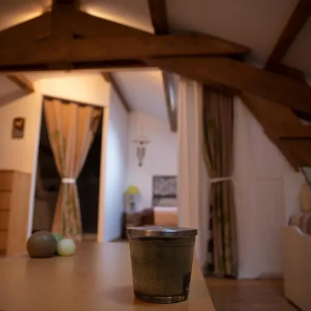 Le Blanc Holiday home Versols-et-Lapeyre